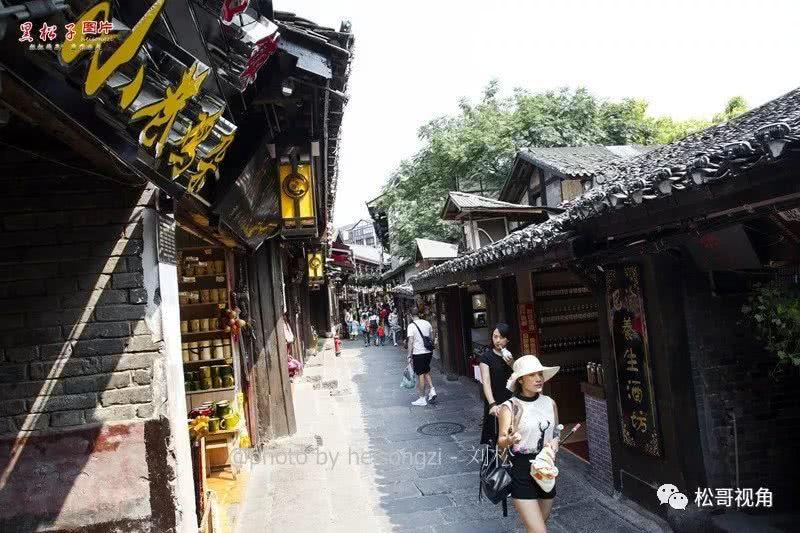 依兰“青春暖流行动”送温暖